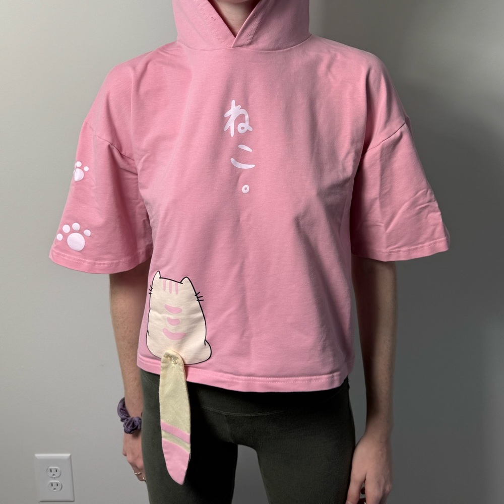 Pink Cropped Cat Hoodie – Kawaii Japanese Style